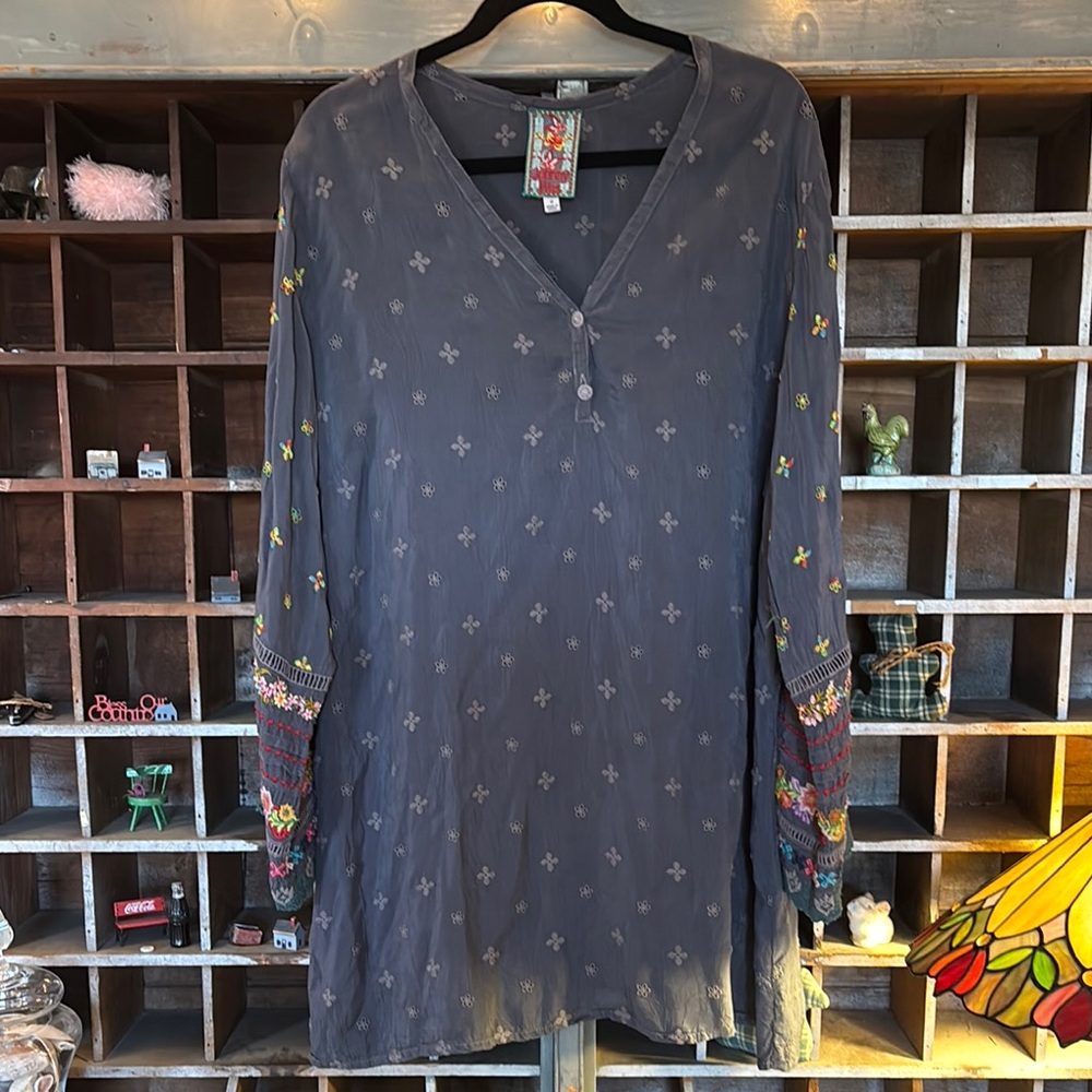 Johnny Was Embroidered Gray Women's Top